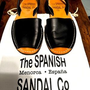 Spanish Sandal Company - Black Sz8 - Gently Worn